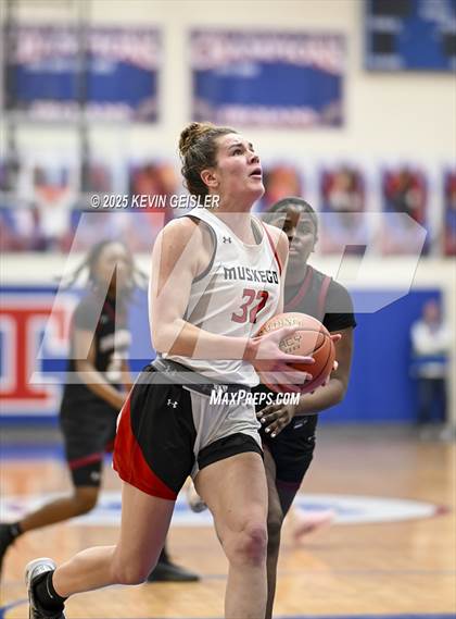 Thumbnail 2 in Muskego vs. Kenosha Bradford (WIAA Division 1 Quarterfinal) photogallery.