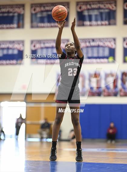 Thumbnail 2 in Muskego vs. Kenosha Bradford (WIAA Division 1 Quarterfinal) photogallery.