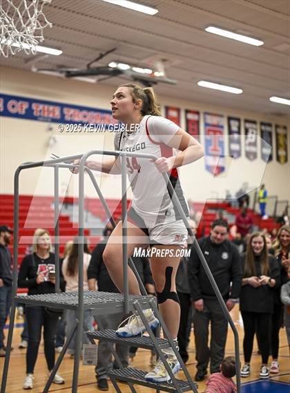 Thumbnail 3 in Muskego vs. Kenosha Bradford (WIAA Division 1 Quarterfinal) photogallery.