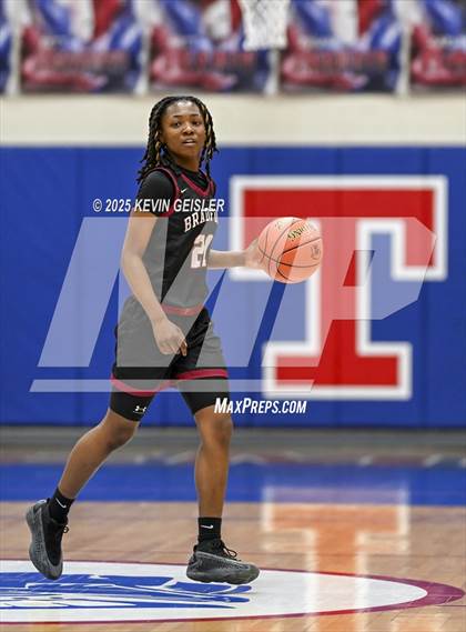 Thumbnail 3 in Muskego vs. Kenosha Bradford (WIAA Division 1 Quarterfinal) photogallery.