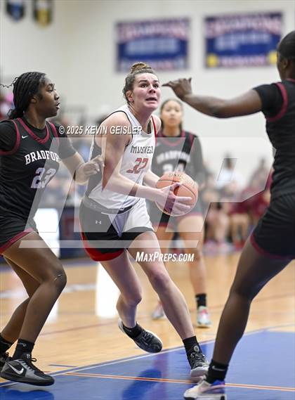 Thumbnail 3 in Muskego vs. Kenosha Bradford (WIAA Division 1 Quarterfinal) photogallery.