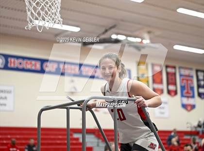 Thumbnail 3 in Muskego vs. Kenosha Bradford (WIAA Division 1 Quarterfinal) photogallery.