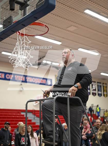 Thumbnail 3 in Muskego vs. Kenosha Bradford (WIAA Division 1 Quarterfinal) photogallery.