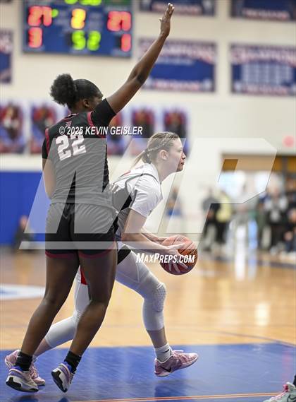 Thumbnail 2 in Muskego vs. Kenosha Bradford (WIAA Division 1 Quarterfinal) photogallery.