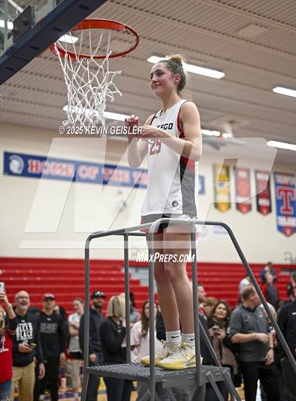 Thumbnail 3 in Muskego vs. Kenosha Bradford (WIAA Division 1 Quarterfinal) photogallery.