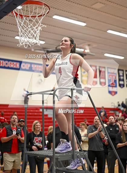 Thumbnail 2 in Muskego vs. Kenosha Bradford (WIAA Division 1 Quarterfinal) photogallery.