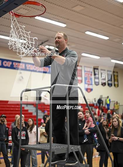 Thumbnail 1 in Muskego vs. Kenosha Bradford (WIAA Division 1 Quarterfinal) photogallery.