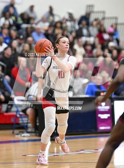 Thumbnail 2 in Muskego vs. Kenosha Bradford (WIAA Division 1 Quarterfinal) photogallery.