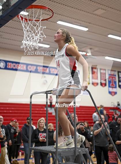 Thumbnail 1 in Muskego vs. Kenosha Bradford (WIAA Division 1 Quarterfinal) photogallery.