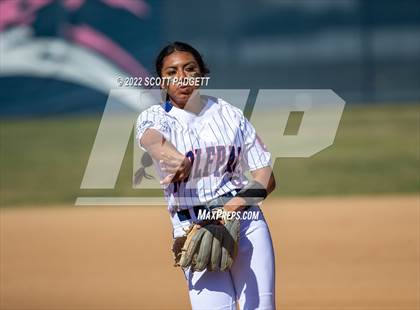 Thumbnail 3 in Temecula Valley @ Great Oak photogallery.