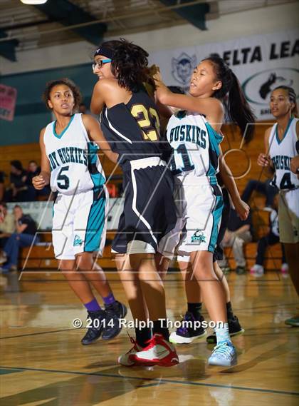 Thumbnail 3 in Yuba City @ Sheldon (Foundation Game) photogallery.