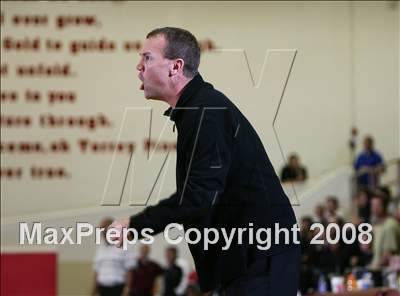 Thumbnail 2 in Compton vs. Campbell Hall (MaxPreps Holiday Classic) photogallery.