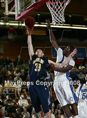Thumbnail 3 in Compton vs. Campbell Hall (MaxPreps Holiday Classic) photogallery.