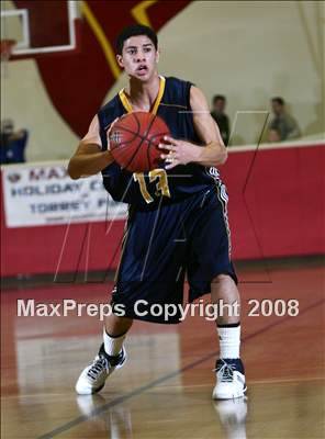 Thumbnail 3 in Compton vs. Campbell Hall (MaxPreps Holiday Classic) photogallery.