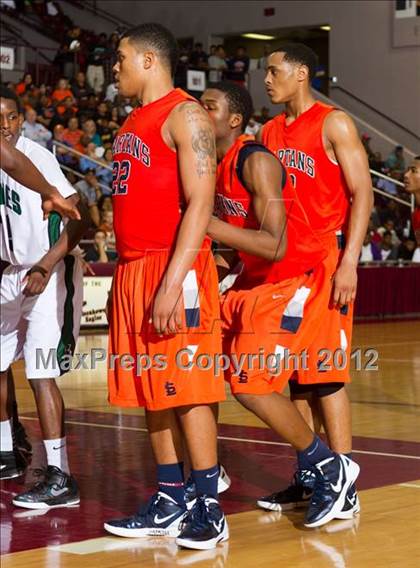 Thumbnail 1 in Seven Lakes vs Hightower (UIL 5A Region 3 Semifinal) photogallery.