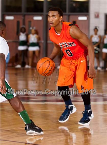 Thumbnail 2 in Seven Lakes vs Hightower (UIL 5A Region 3 Semifinal) photogallery.