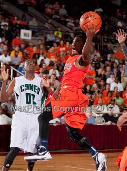 Thumbnail 3 in Seven Lakes vs Hightower (UIL 5A Region 3 Semifinal) photogallery.