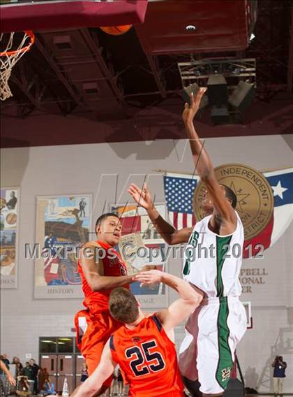 Thumbnail 2 in Seven Lakes vs Hightower (UIL 5A Region 3 Semifinal) photogallery.