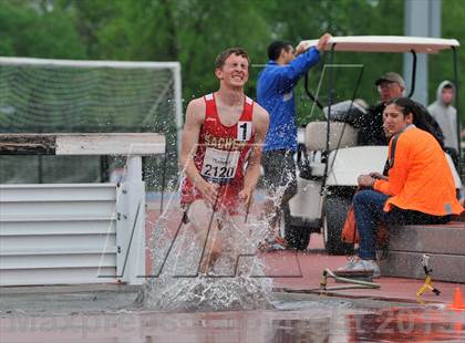Thumbnail 2 in Loucks Games (3000m Steeplechase) photogallery.