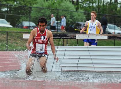 Thumbnail 1 in Loucks Games (3000m Steeplechase) photogallery.