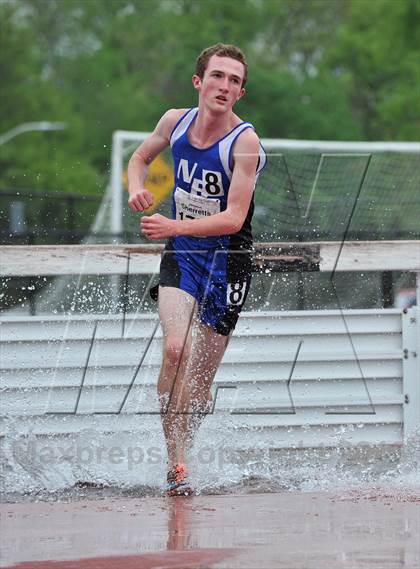 Thumbnail 1 in Loucks Games (3000m Steeplechase) photogallery.