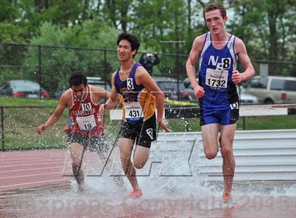 Thumbnail 2 in Loucks Games (3000m Steeplechase) photogallery.