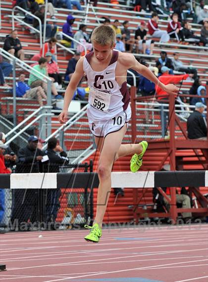 Thumbnail 3 in Loucks Games (3000m Steeplechase) photogallery.