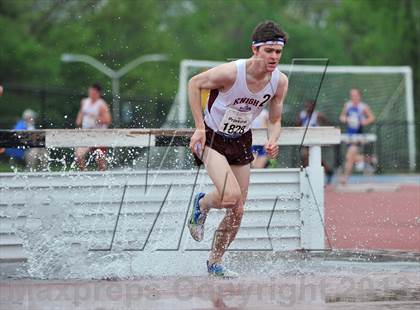Thumbnail 2 in Loucks Games (3000m Steeplechase) photogallery.
