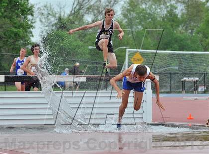 Thumbnail 3 in Loucks Games (3000m Steeplechase) photogallery.