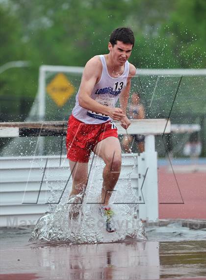 Thumbnail 1 in Loucks Games (3000m Steeplechase) photogallery.