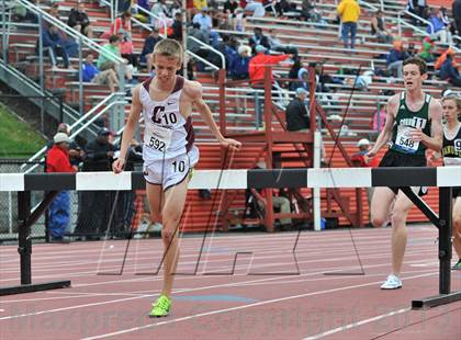 Thumbnail 1 in Loucks Games (3000m Steeplechase) photogallery.
