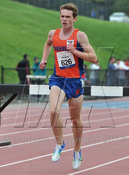 Thumbnail 1 in Loucks Games (3000m Steeplechase) photogallery.