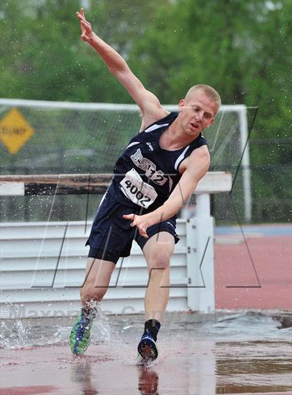 Thumbnail 1 in Loucks Games (3000m Steeplechase) photogallery.