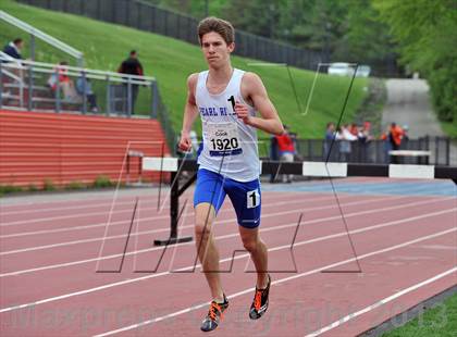 Thumbnail 2 in Loucks Games (3000m Steeplechase) photogallery.