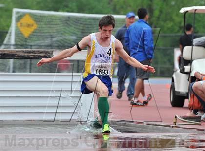 Thumbnail 1 in Loucks Games (3000m Steeplechase) photogallery.