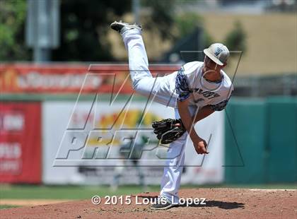 Thumbnail 2 in Redondo Union vs. Walnut (CIF SS D3 Final) photogallery.