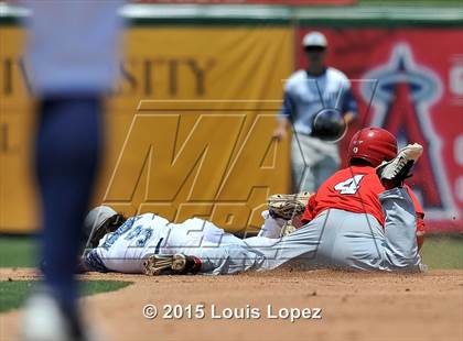 Thumbnail 2 in Redondo Union vs. Walnut (CIF SS D3 Final) photogallery.