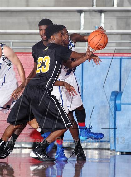 Thumbnail 3 in Triple A Academy vs. Hamilton (Thanksgiving Hoopfest) photogallery.