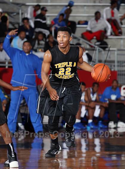 Thumbnail 3 in Triple A Academy vs. Hamilton (Thanksgiving Hoopfest) photogallery.