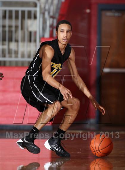 Thumbnail 3 in Triple A Academy vs. Hamilton (Thanksgiving Hoopfest) photogallery.