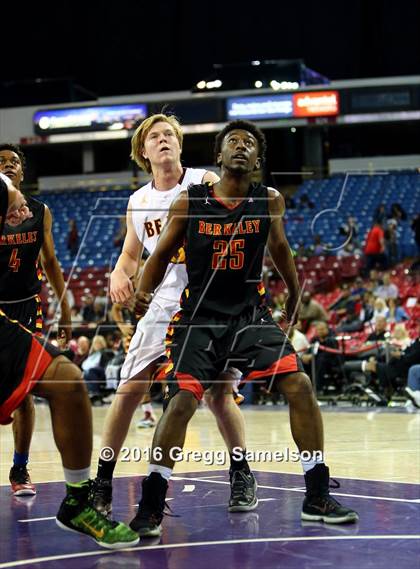 Thumbnail 2 in Menlo-Atherton vs Berkeley (CIF NorCal Regional D1 Final) photogallery.