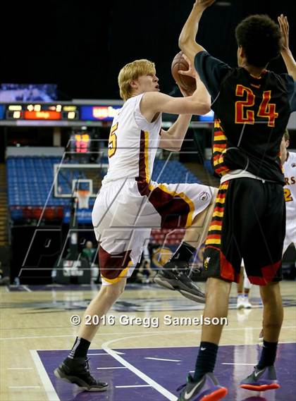 Thumbnail 1 in Menlo-Atherton vs Berkeley (CIF NorCal Regional D1 Final) photogallery.