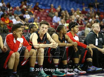 Thumbnail 3 in Menlo-Atherton vs Berkeley (CIF NorCal Regional D1 Final) photogallery.