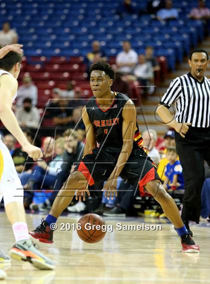 Thumbnail 3 in Menlo-Atherton vs Berkeley (CIF NorCal Regional D1 Final) photogallery.
