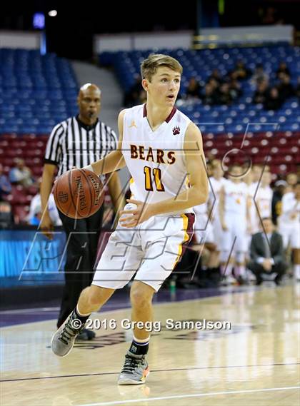 Thumbnail 3 in Menlo-Atherton vs Berkeley (CIF NorCal Regional D1 Final) photogallery.