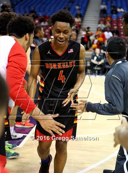 Thumbnail 3 in Menlo-Atherton vs Berkeley (CIF NorCal Regional D1 Final) photogallery.
