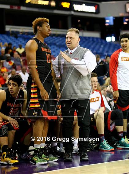 Thumbnail 3 in Menlo-Atherton vs Berkeley (CIF NorCal Regional D1 Final) photogallery.