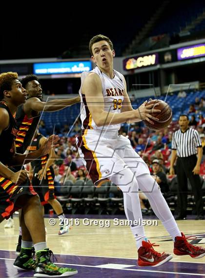 Thumbnail 2 in Menlo-Atherton vs Berkeley (CIF NorCal Regional D1 Final) photogallery.