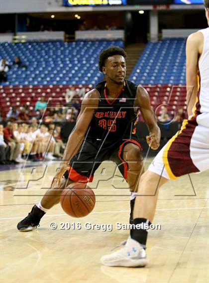 Thumbnail 3 in Menlo-Atherton vs Berkeley (CIF NorCal Regional D1 Final) photogallery.