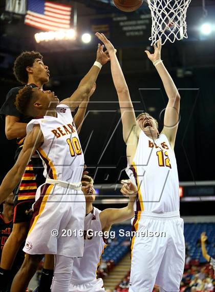 Thumbnail 3 in Menlo-Atherton vs Berkeley (CIF NorCal Regional D1 Final) photogallery.